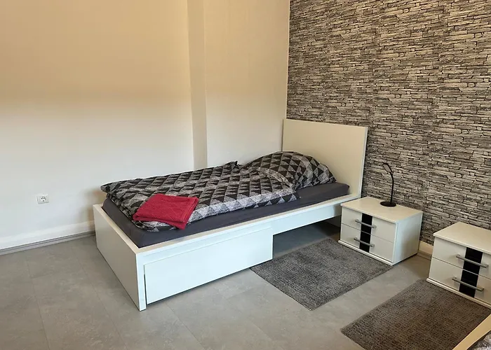 Appartement Fuer Familien, Urlauber Und Monteure *