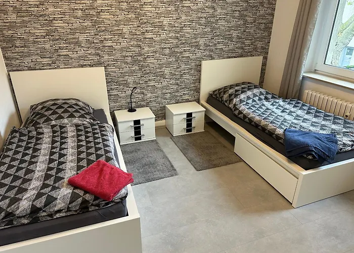 公寓 Fuer Familien, Urlauber Und Monteure